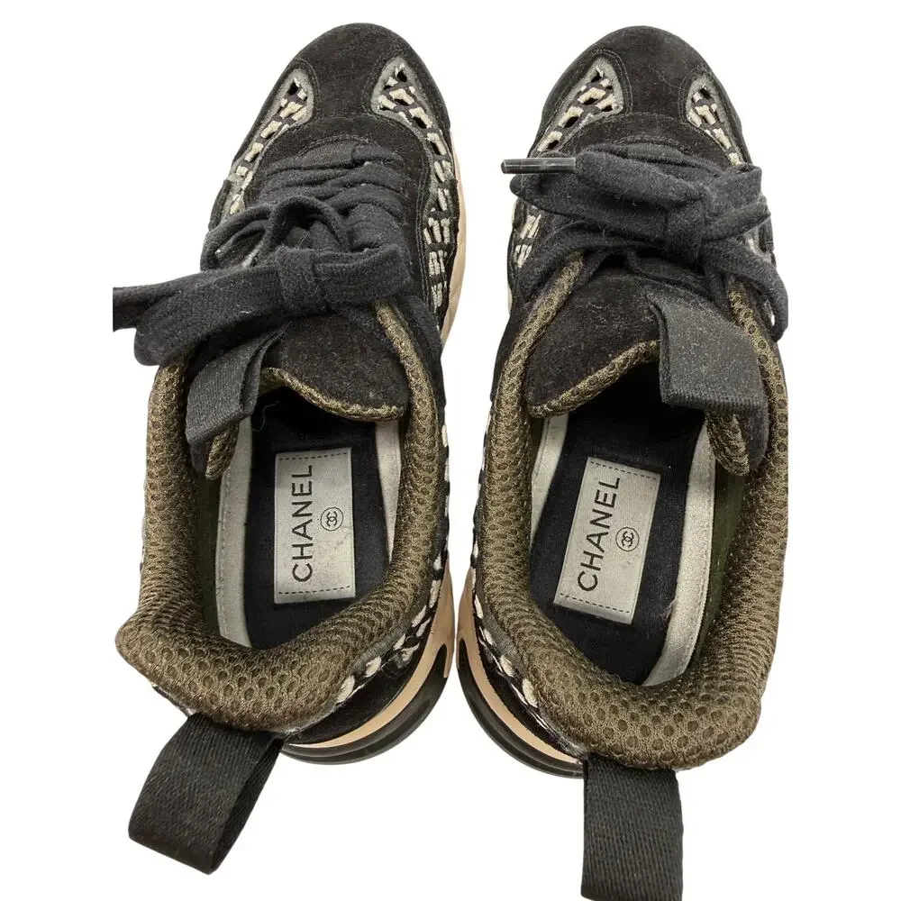Chanel Interlocking CC Logo Trail Trainer Sneakers Black White Women's Size 37